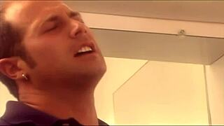 monique and jordan toy pussy in lesbian threesome twist