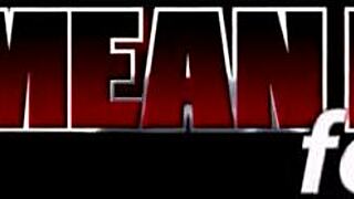 sarah diavola poses slim feet toes lingerie softly