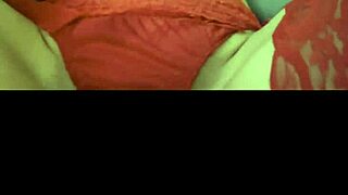 brazilian ebony beauty masturbates in lingerie squirting lechita