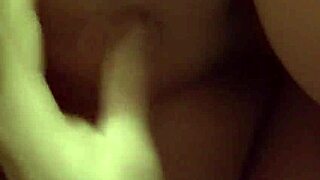 Sexy Snowboard Babe's Wild Real Facial Pickup