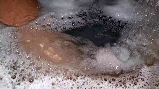 hey wanna join my bubbly cock play in hot tub with chill music