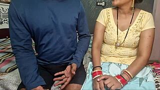 आशीष की सौतेली मॉम को चोदा घर अकेली हिंदी