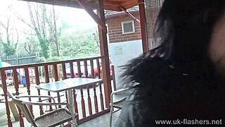 Wild chubby milf sarah jane flashes pussy masturbating publicly naughty exhib 😏🔥