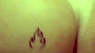 hey wanna eat my slutty pussy for free outside