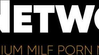 Watch Cytherea Melt As Stud Whips Out Wordplay On First Date!