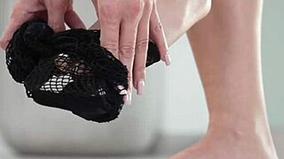 uhh 4k feet fetish babe crushes juicy fruits barefoot then in high heels