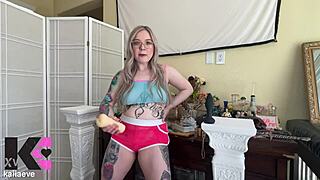 Horny Gooner Handhump Plug Pump for Goddess!