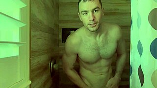 brunette bodybuilder preps for porn backstage solo