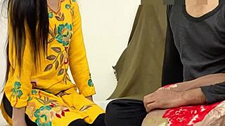 PUNJABI AUNTY'S HORNY PUSSY LICKED IN QUICKIE FUCK