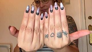 Curvy mommy slut chokes on daddy's cock backstage rough pounding