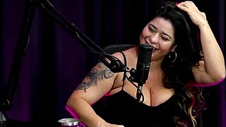 J� Se Masturba Na Praia E Ama Swingers Menage!