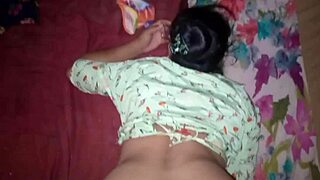 desi girlfriend gets bedroom pounding by friend