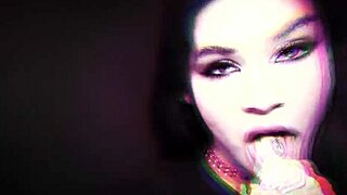 Delilah Dagger's Face Drenched In Explosive Cumshot Facial