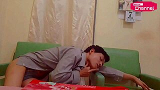 hansel thio horny indonesian vixen serves banana dish part 5!