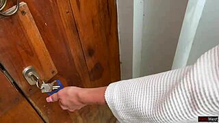 paid repairman pussy fuck cumwalk street face drip