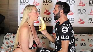 momma blonde drops by elo podcast's spicy room 😏🍑