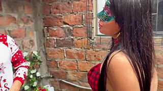 broke latina trades kinky street sex for veggies with tattooed neighbor