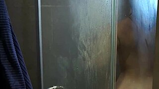 stepmom uh invites me shower thank god dad didnt see 😩🍆