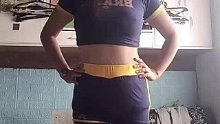 Petite Asian Babe Fitness Workout Training