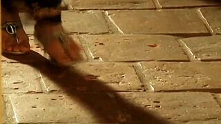 Bollywood indian milf teases with nude exotic dance