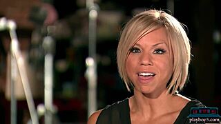 Fit Amateur Wife Licks Hubby's Cock Before Wedding Fuck