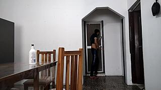 I cant stop masturbatin watchin her big ass in bathroom damn