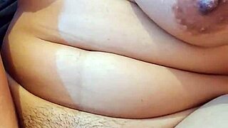 Latina Beauty Fingers Tight Pussy With Cucumber?