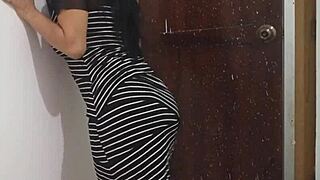 Sexy Latina Dances Flashing Juicy Ass Before Wedding