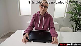 Soccer Mom Deepthroats Swallows Huge Load Deserved Break!