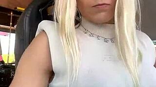 Cum Chat Teases Your Deepest Desires