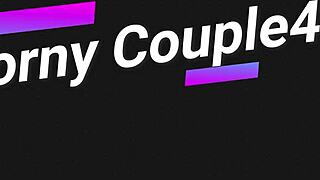 mi vagina está tan mojada que me siento en esa verga dura