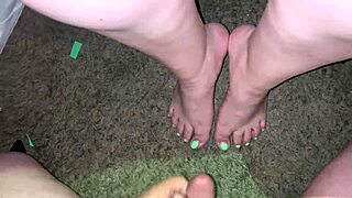 Amateur feet cumshots toes green polish heels jizz compilation