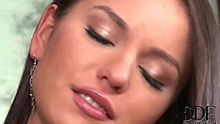 Hot Russian Babe Spreads Meaty Pussy Doggy!