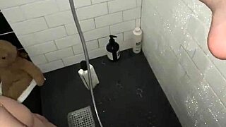 Arab escort perfect body showers tight pussy masturbation