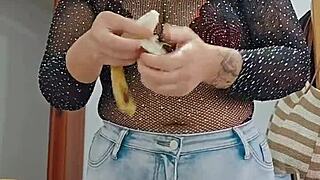 Shorts Stuffed Deep In Ass Live