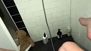 Arab escort perfect body showers tight pussy masturbation