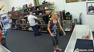 hey country girl trades blowjob for quick cash fix
