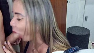 that delicious blowjob felt like she had no teeth