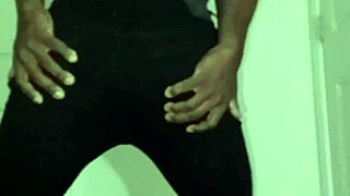 llamasr RETURNS STRIPPING skinny jeans GETTING NAKED free