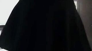 sexy shaved babe dances homemade hot! 😘💃🔥