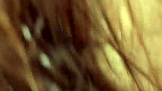 Swingers Wife Secretly Distributes Pussy