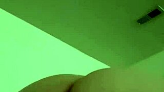Watch Ariesbbw soak her fat milf pussy with toys until it's dripping wet!