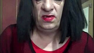 shy bisexual crossdresser stuffs himself full in homemade amateur play
