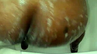 who wants juicy montana's ebony ass and tits?
