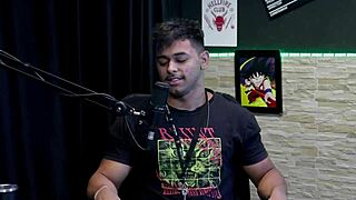 guilherme films girl fainting from squirting in difficult positions