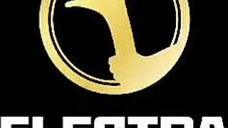 venezolana culona caught by cop streets lima workout