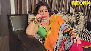 chubby desi wife fucked rough by old man sasur ji