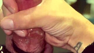 edgin my fat cockk till i bust everywhere omg