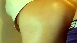 hey sleepwalking japanese hottie needs my cum now