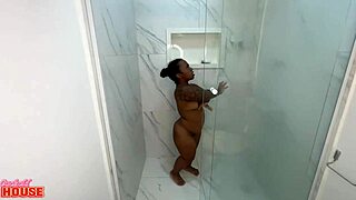 brazilian little person heats up bath with two guys in threesome